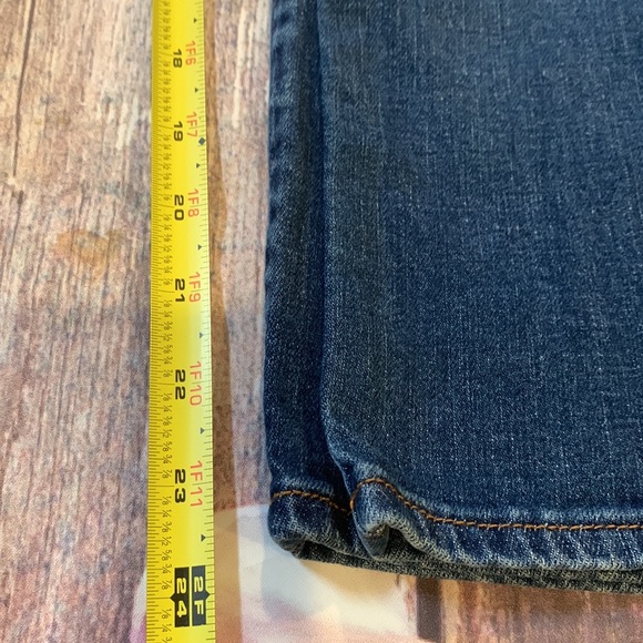 Lucky Brand Sweet’n Crop • Sz 4 - Picture 10 of 11